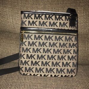 Michael Kors Crossbody Bag